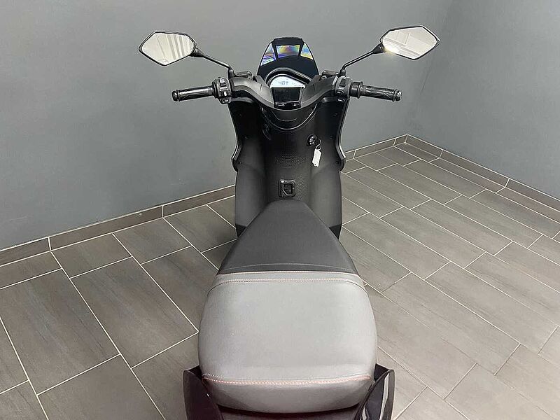 SEAT Mo 125 E Scooter