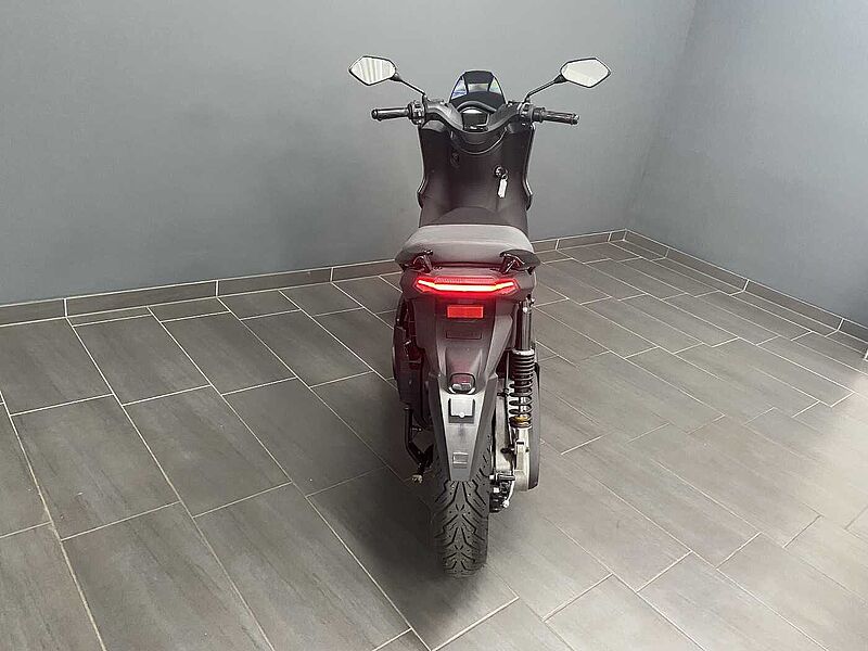 SEAT Mo 125 E Scooter