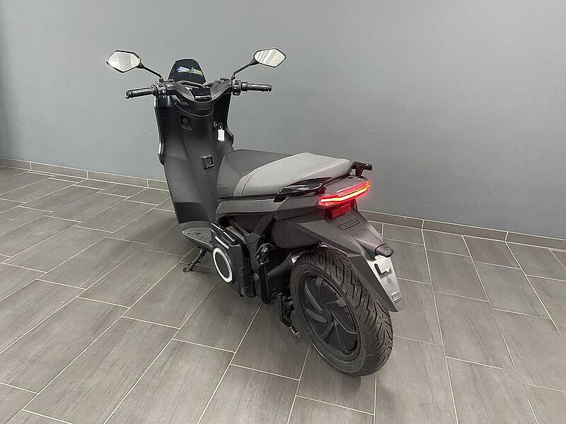 SEAT Mo 125 E Scooter