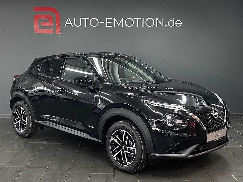 Nissan Juke N-Connecta 1.6 Hybrid 4AMT