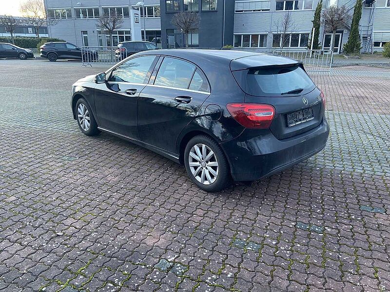 Mercedes-Benz A 200 Style Business*Exklusiv*SH*CarPlay*