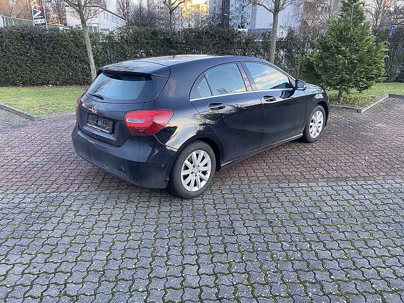 Mercedes-Benz A 200 Style Business*Exklusiv*SH*CarPlay*