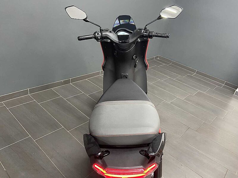 SEAT Mo 125 E Scooter